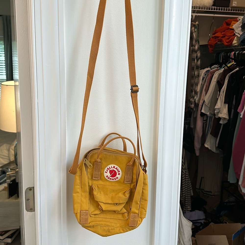Fjallraven Mini Crossbody Mustard Color